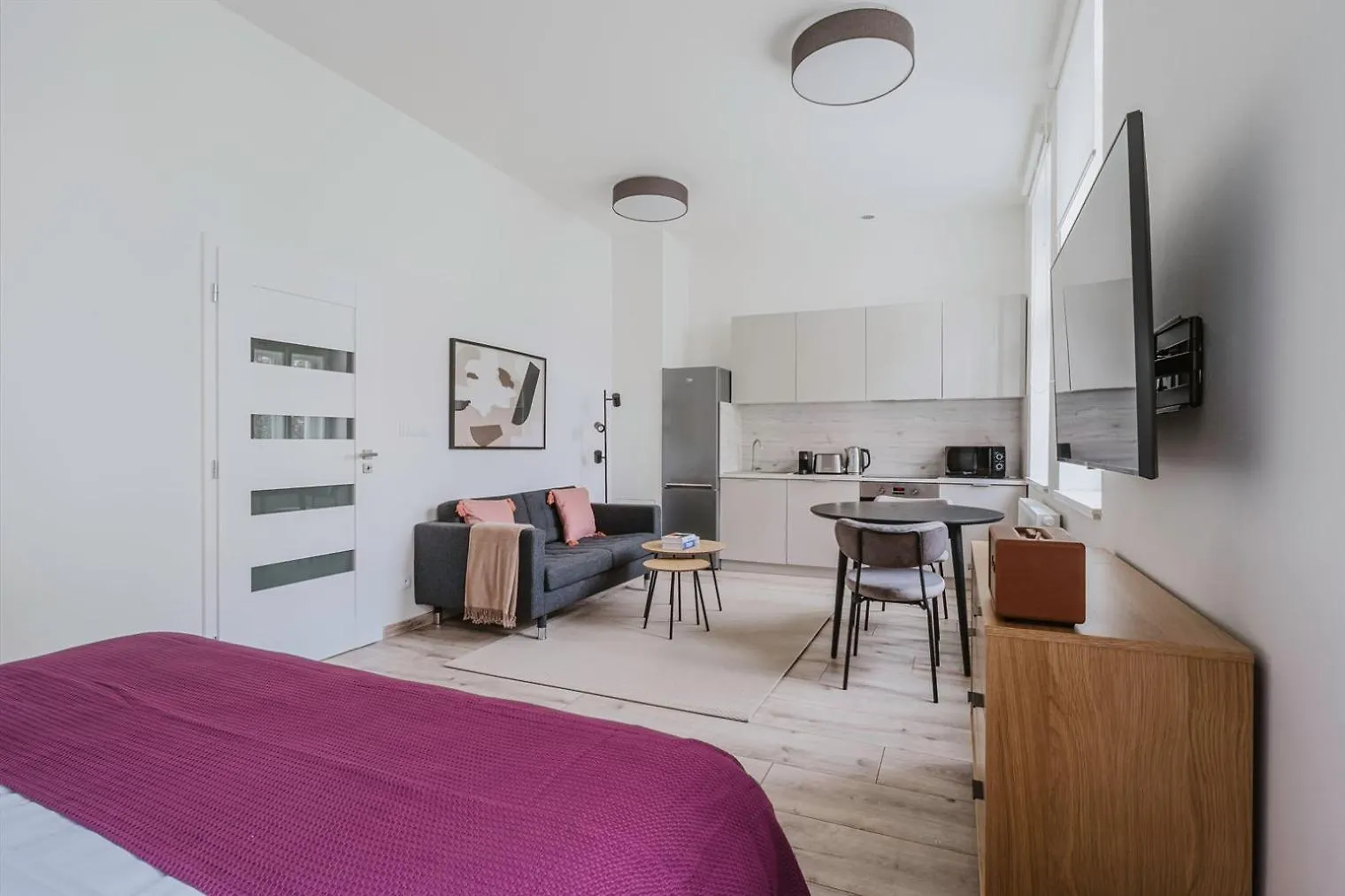 Blueground Prague 3 Furnished Zizkov Tower Prg-34 Apartment